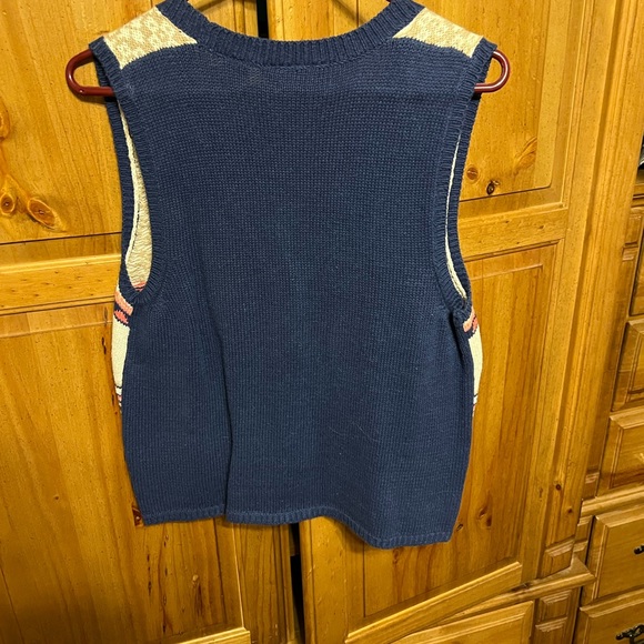 Carolina Colours sweater vest with a pretty color scheme of peach, blue , Tan ! - Picture 2 of 3